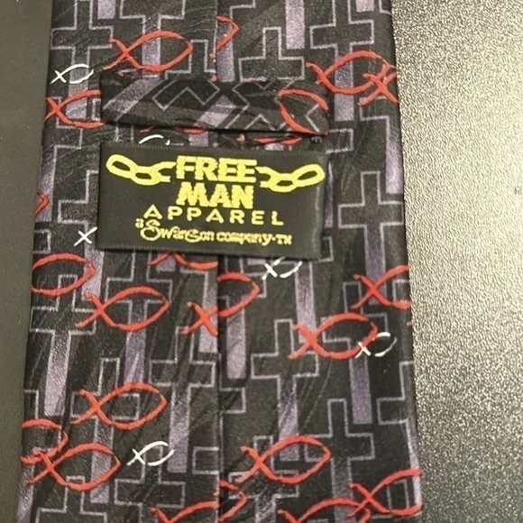 FREE MAN APPAREL NECKTIE 60” CHRISTIAN JESUS CROSS FISH EUC 100% SILK CHURCH - Picture 4 of 5